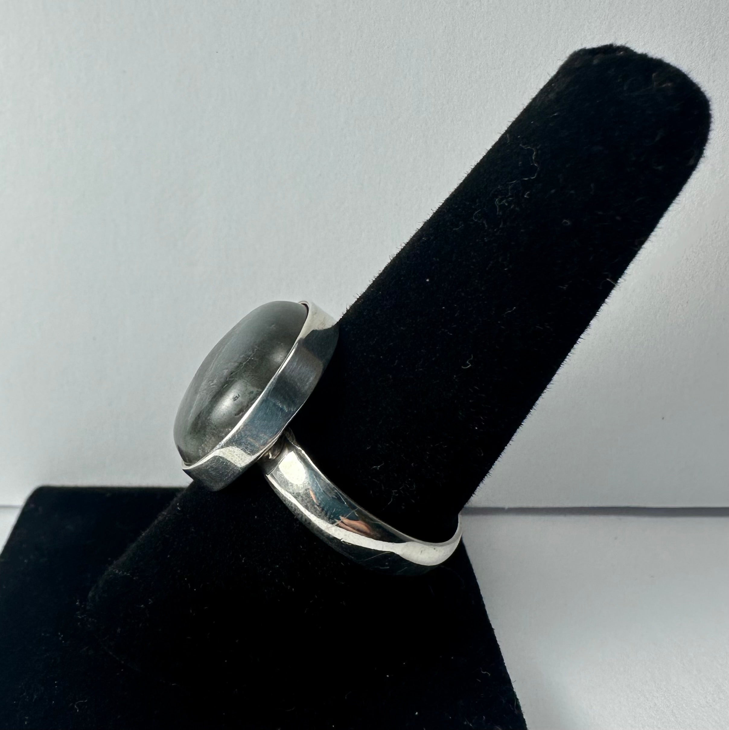 Labradorite Ring - Size 9.5