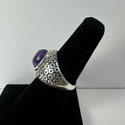 Amethyst Ring - Size 8 by Rare Earth Gallery - product image 5 for Resin Society