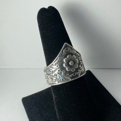 .925 Sterling Flower Ring - Size 10.5 by Rare Earth Gallery - main product image for Resin Society