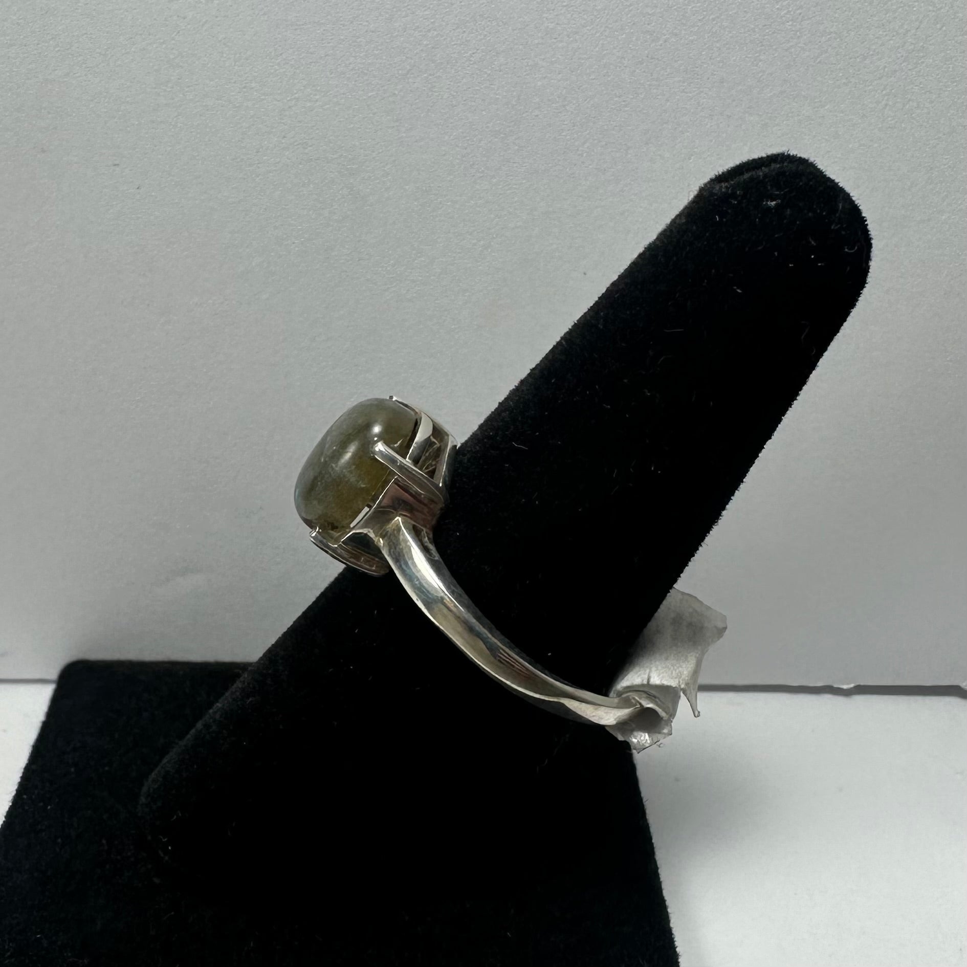 Labradorite Ring - Size 10.5