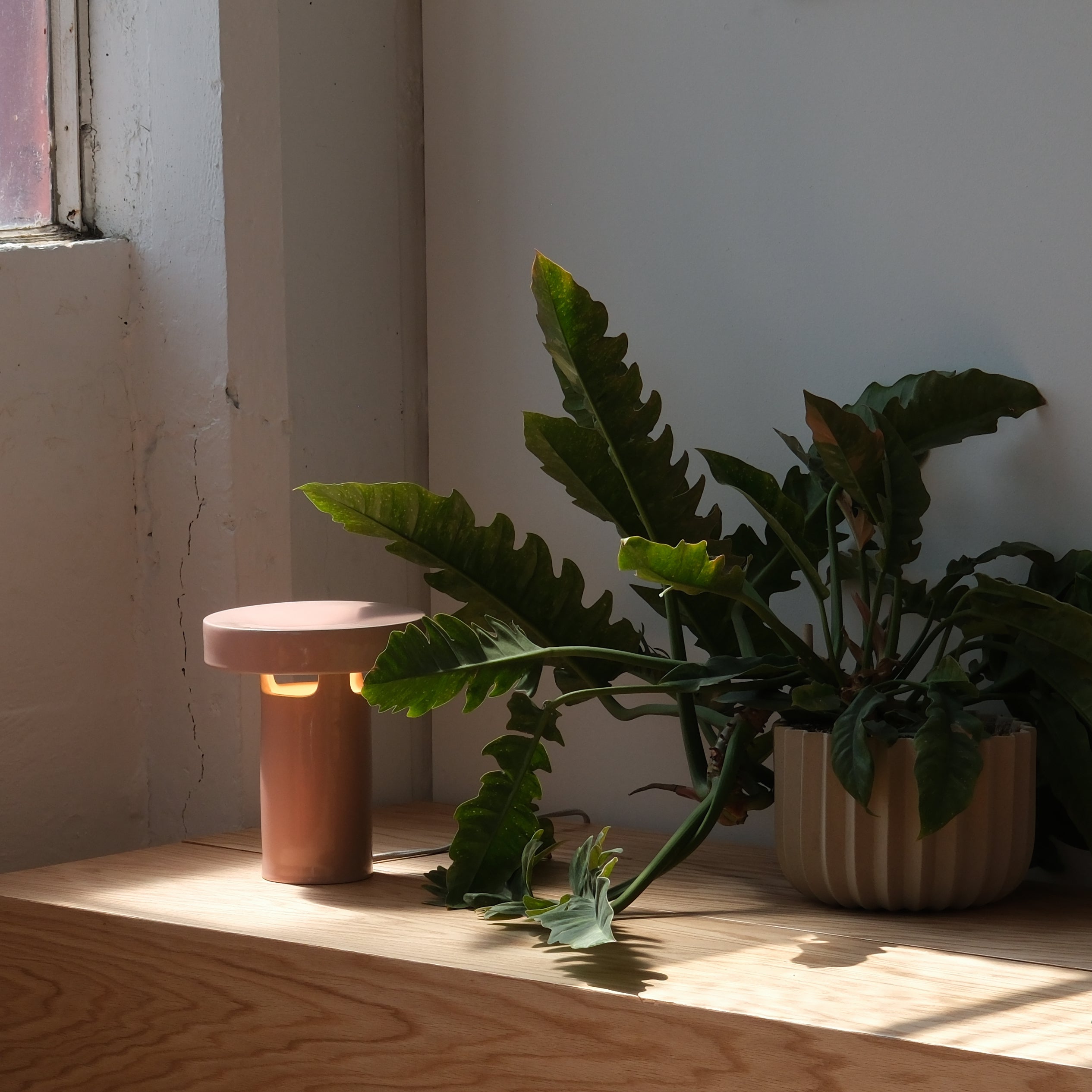 Slot Table Lamp by Misewell - product image 3 for Resin Society