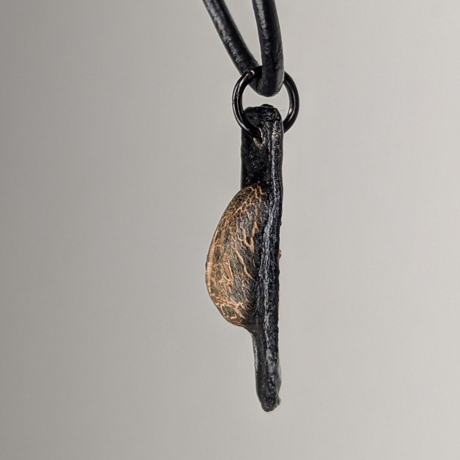 Sacronyx Necklace by Versiliy