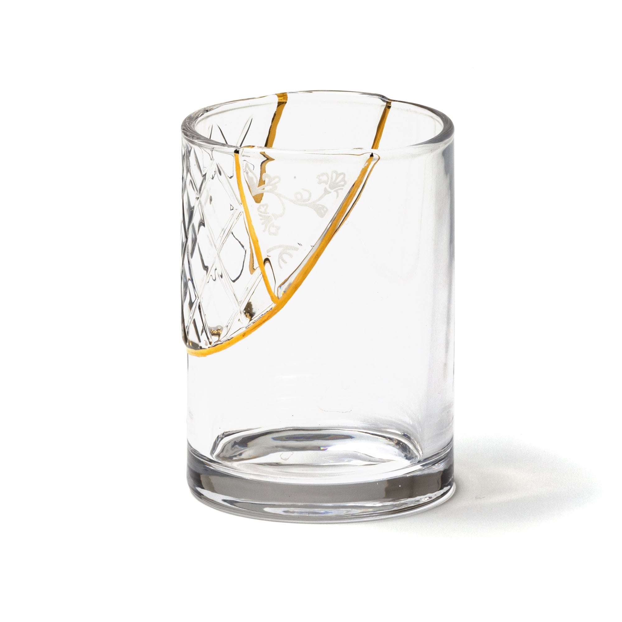 Kintsugi Glass 02 detail image - Resin Society