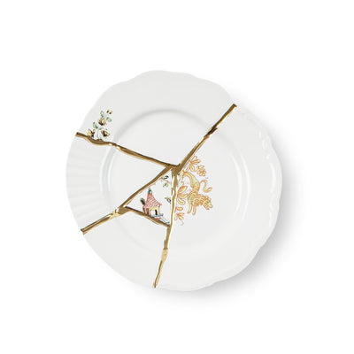 Kintsugi Dessert plate 03 by DEKOR - Resin Society