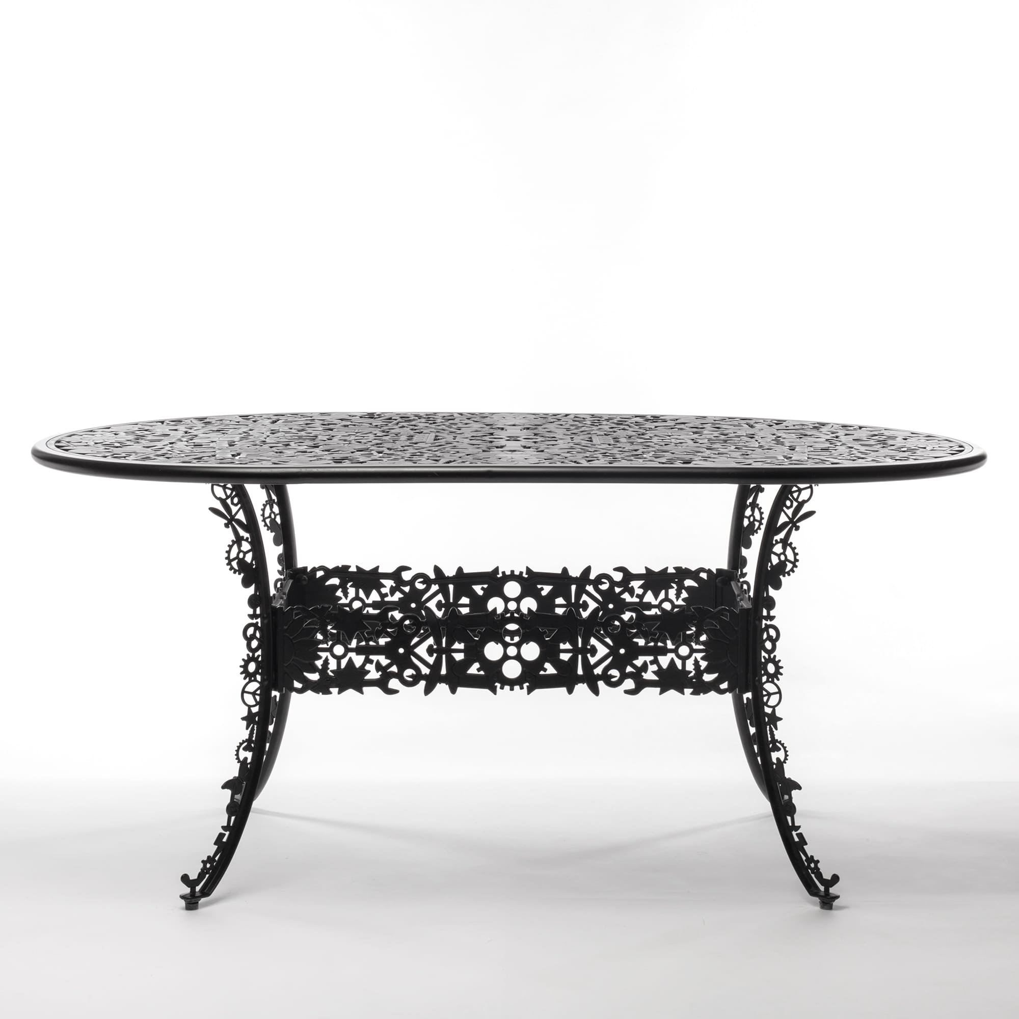 Industry Collection ALUMINIUM OVAL TABLE - BLACK detail image - Resin Society