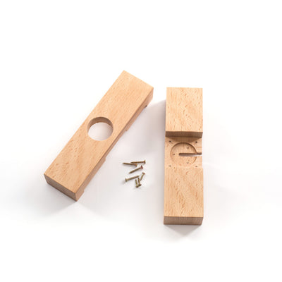 Linea Wooden Stand detail image - Resin Society