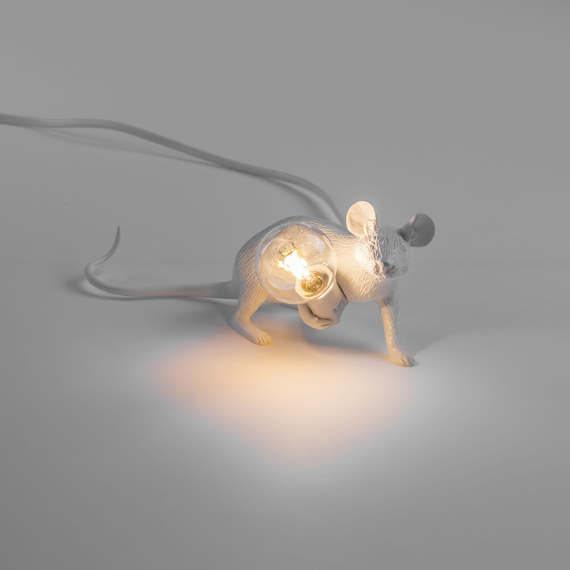 Mouse Lamp Lyie Down detail image - Resin Society