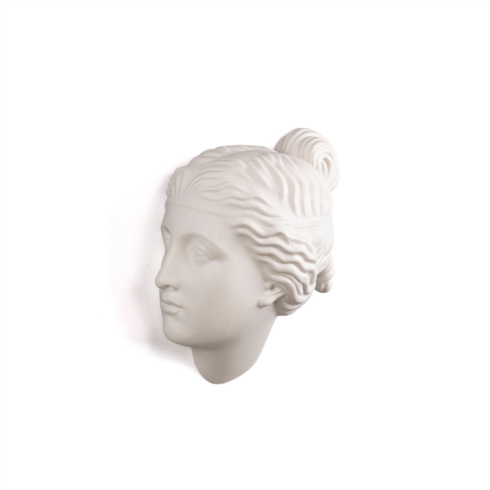 Memorabilia Mvsevm Nymph Head detail image - Resin Society