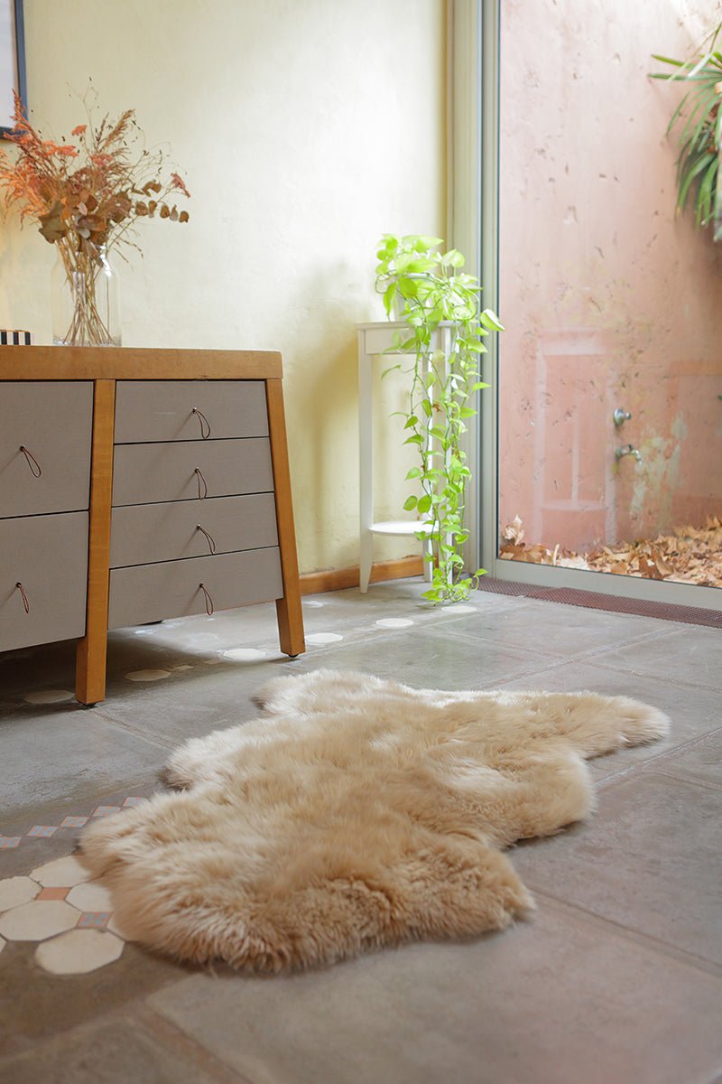 Single Fur Rug by Homelosophy