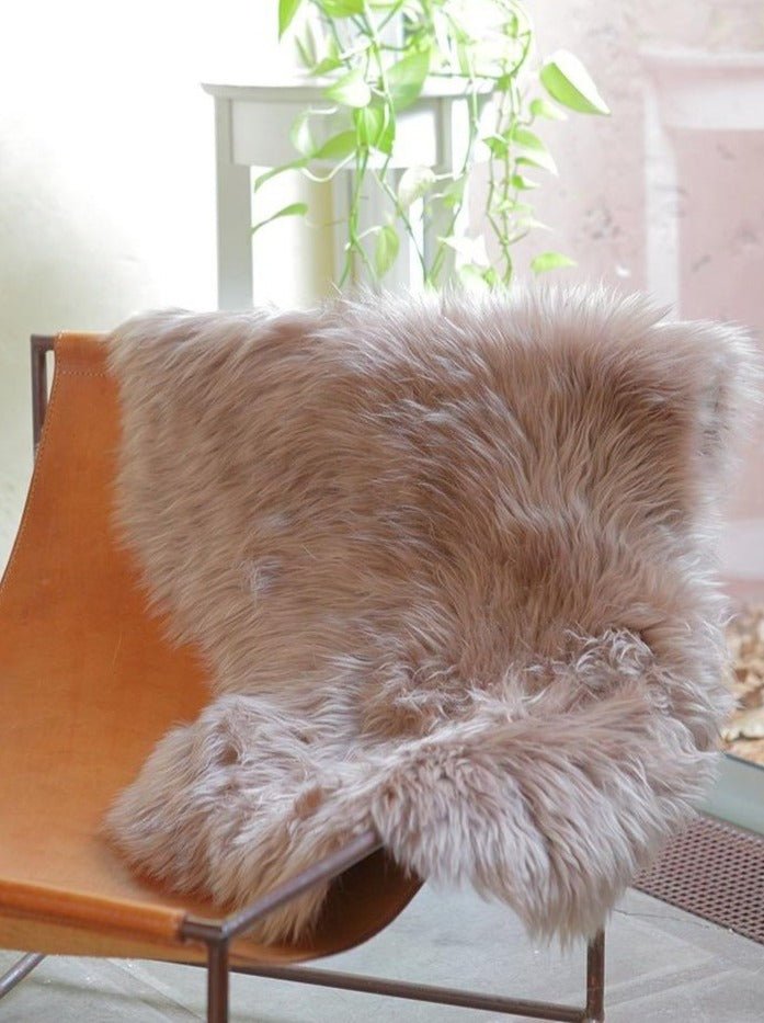 Single Fur Rug by Homelosophy