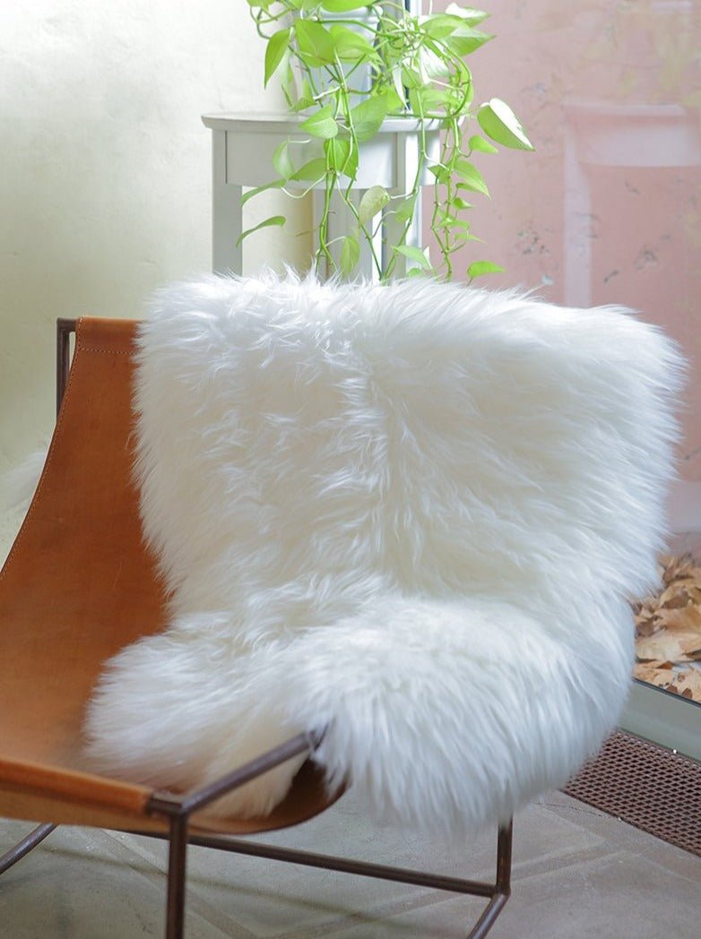 Single Fur Rug by Homelosophy