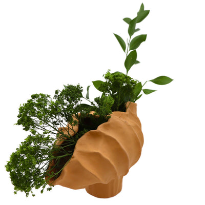 Sirene Shell Vase by Ro'Table - product image 4 for Resin Society