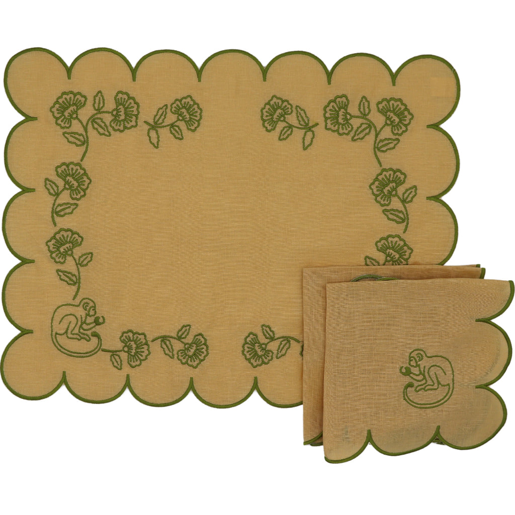 Sunlit Moss Napkin - Set of 4 by Ro'Table - product image 2 for Resin Society