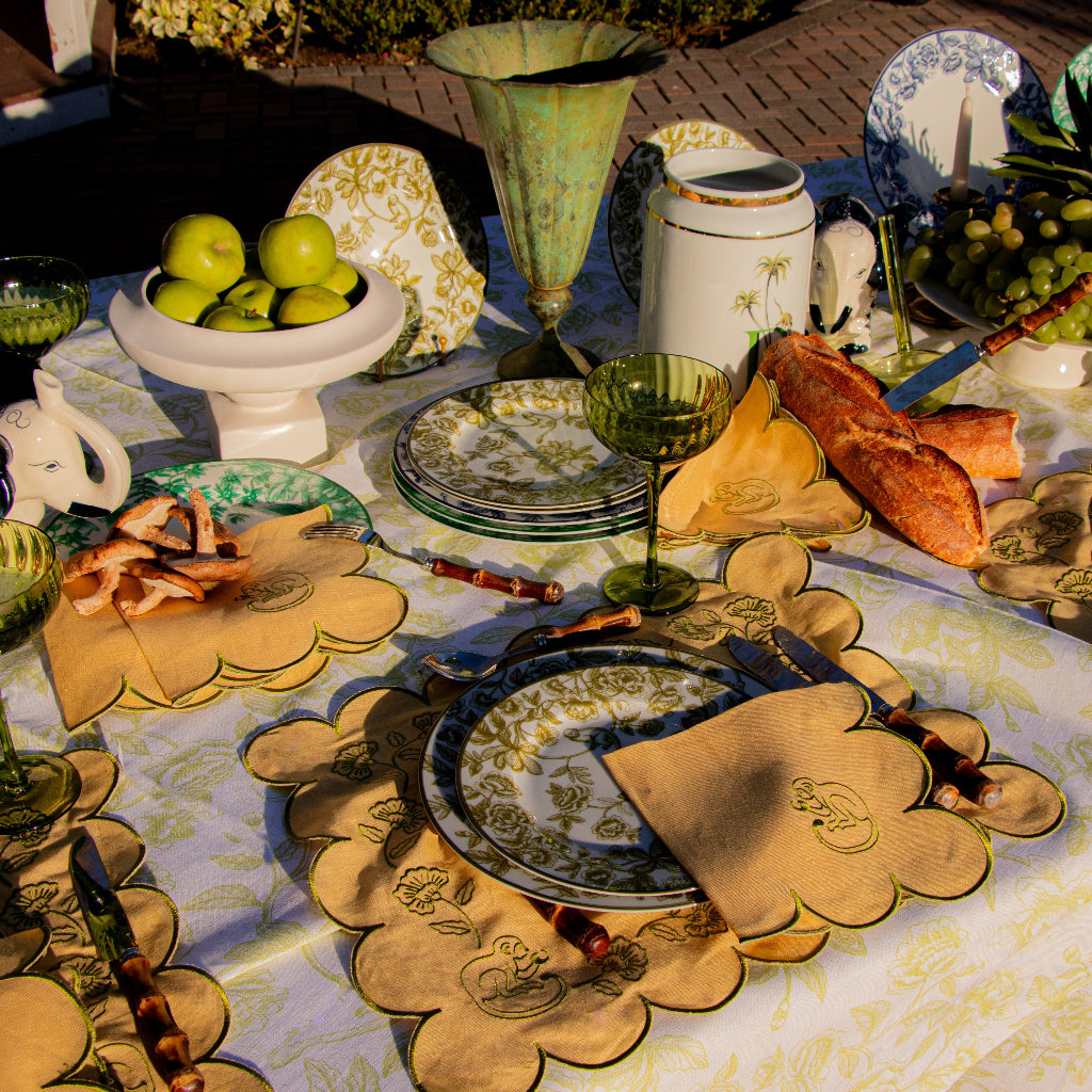 Sunlit Moss Napkin - Set of 4 by Ro'Table - product image 4 for Resin Society