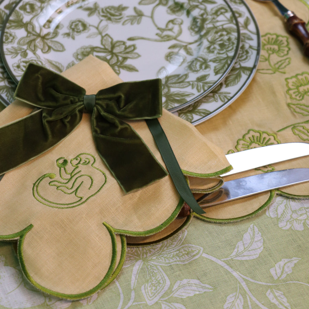 Sunlit Moss Napkin - Set of 4 by Ro'Table - product image 7 for Resin Society