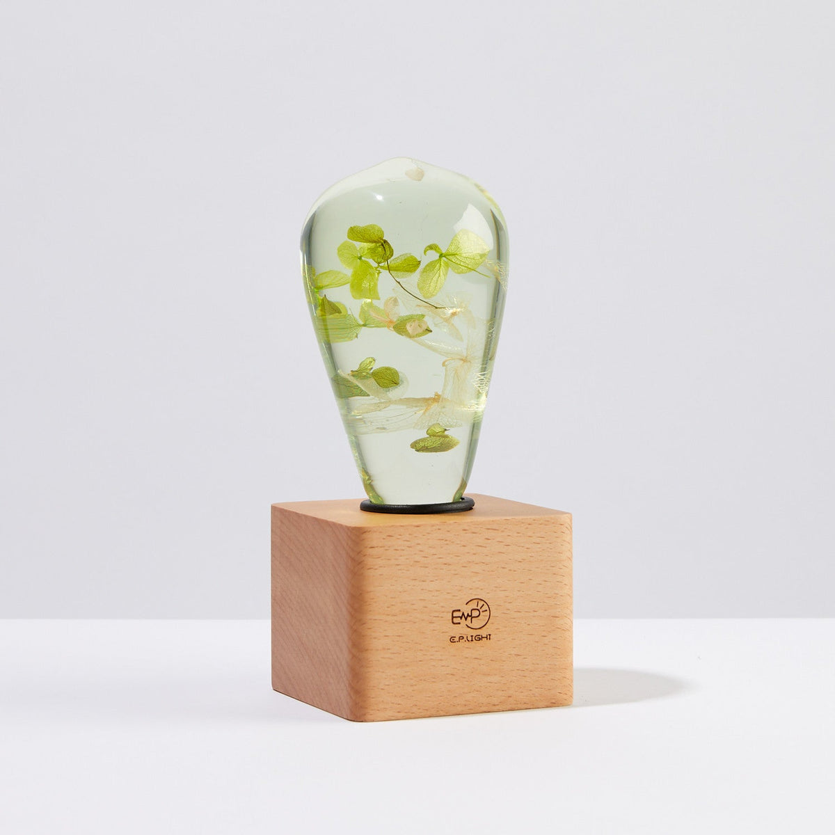 Handcrafted White Hydrangea Table Lamp with resin flower and wooden base