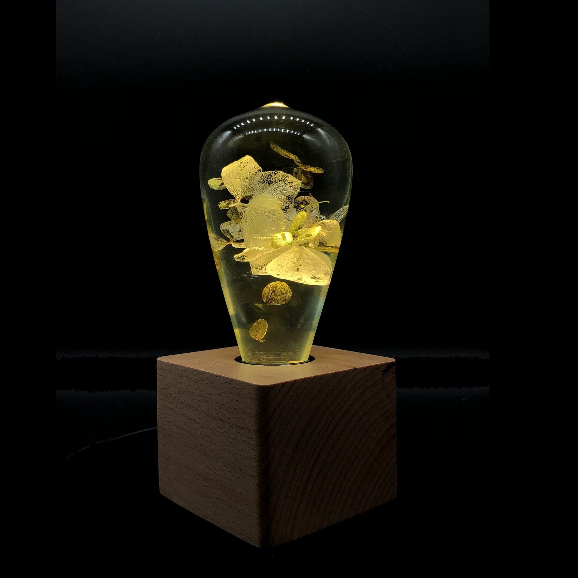 Handcrafted White Hydrangea Table Lamp with resin flower and wooden base
