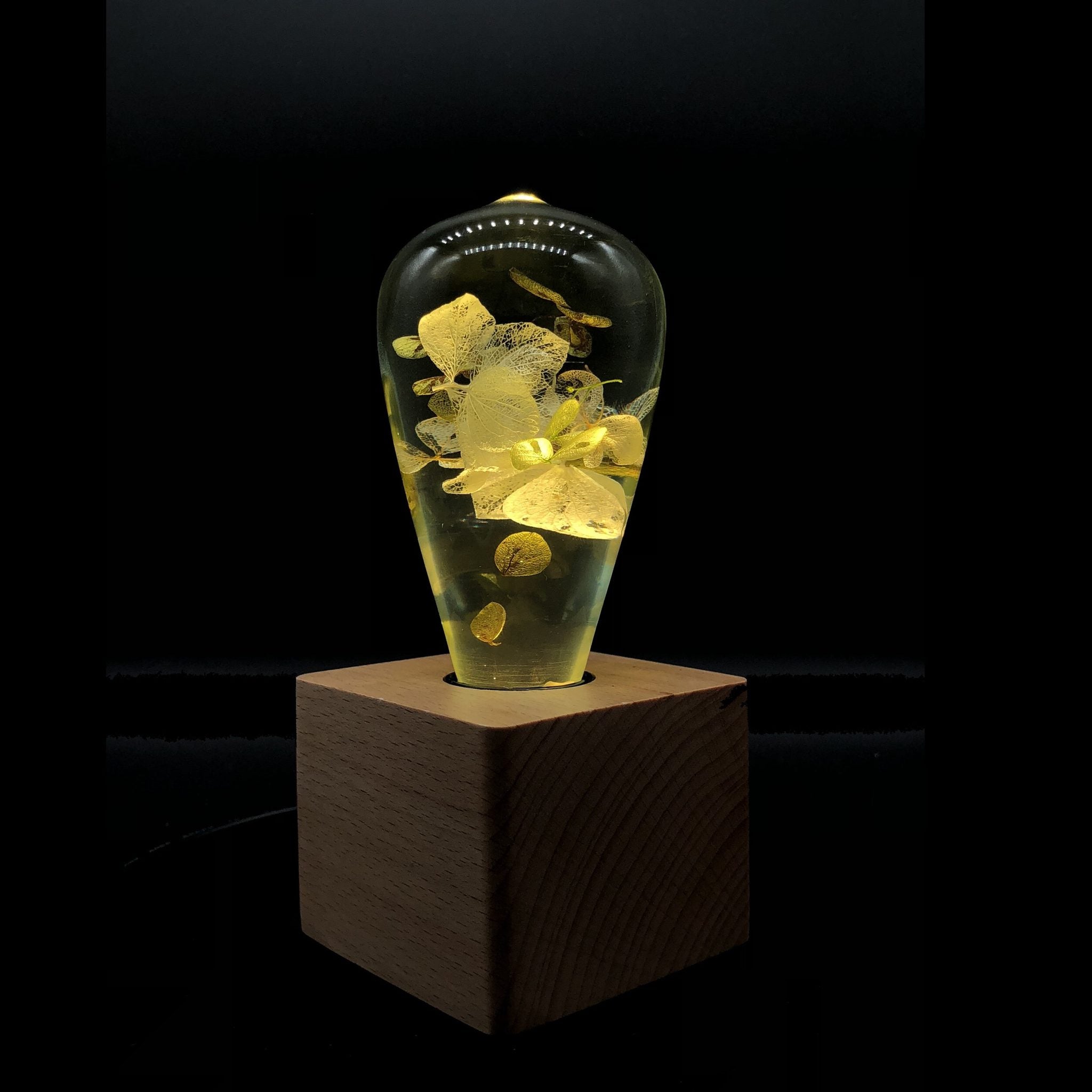 Handcrafted White Hydrangea Table Lamp with resin flower and wooden base