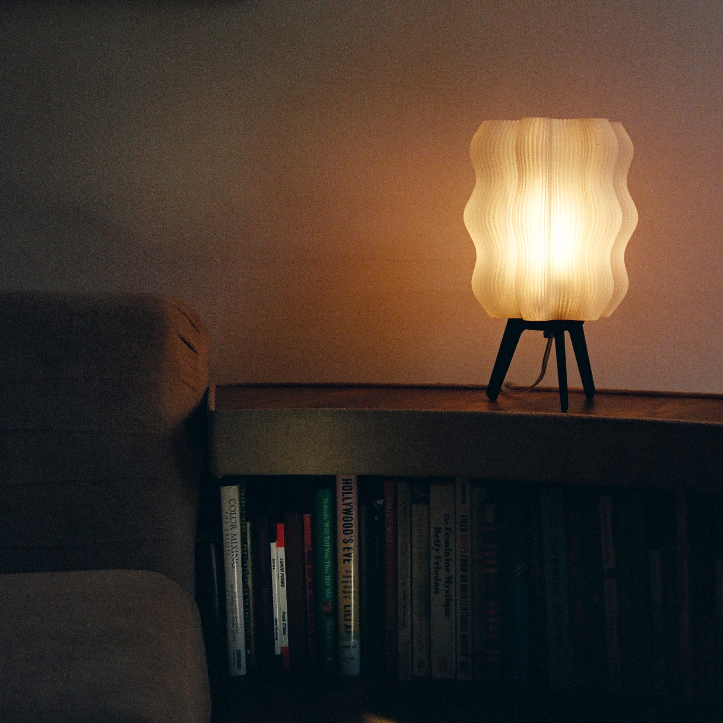 Wavy Lamp by Wooj Design - product image 2 for Resin Society