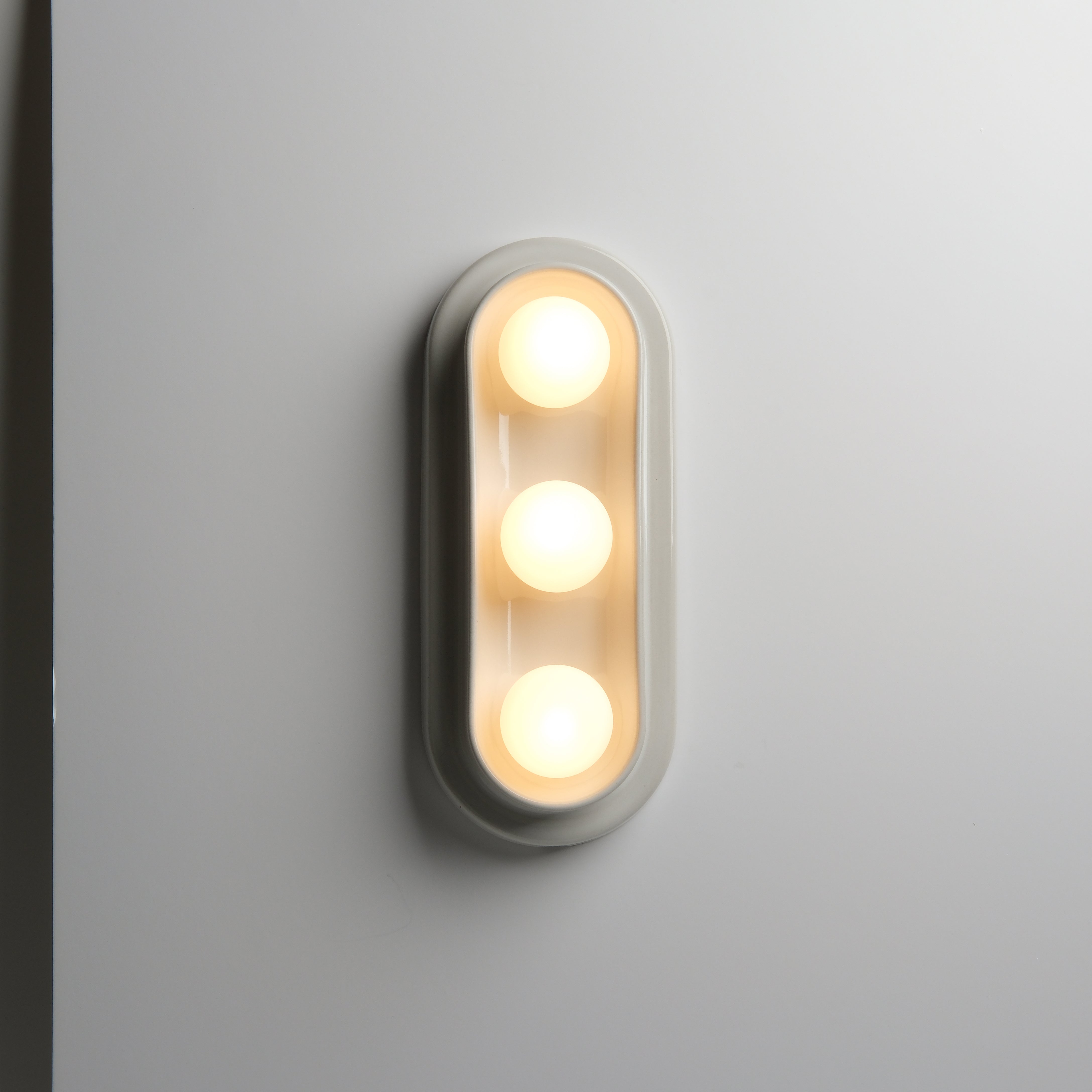 Q Triple Sconce by Misewell - product image 9 for Resin Society