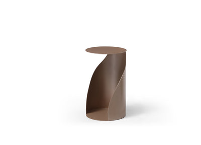 Willie Side Table detail image - Resin Society