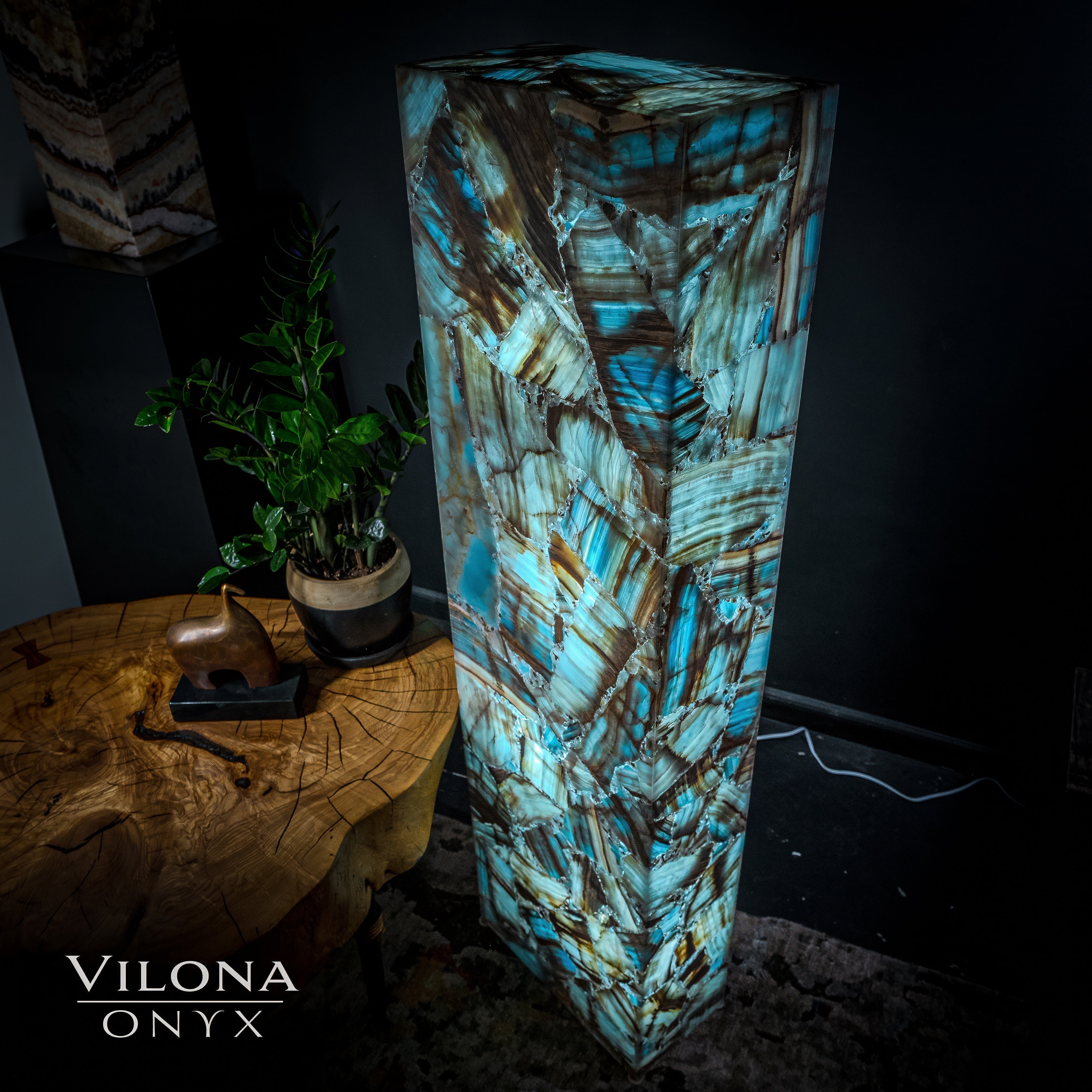 Argentina Blue Onyx Floor Lamp by Vilona Onyx - product image 4 for Resin Society