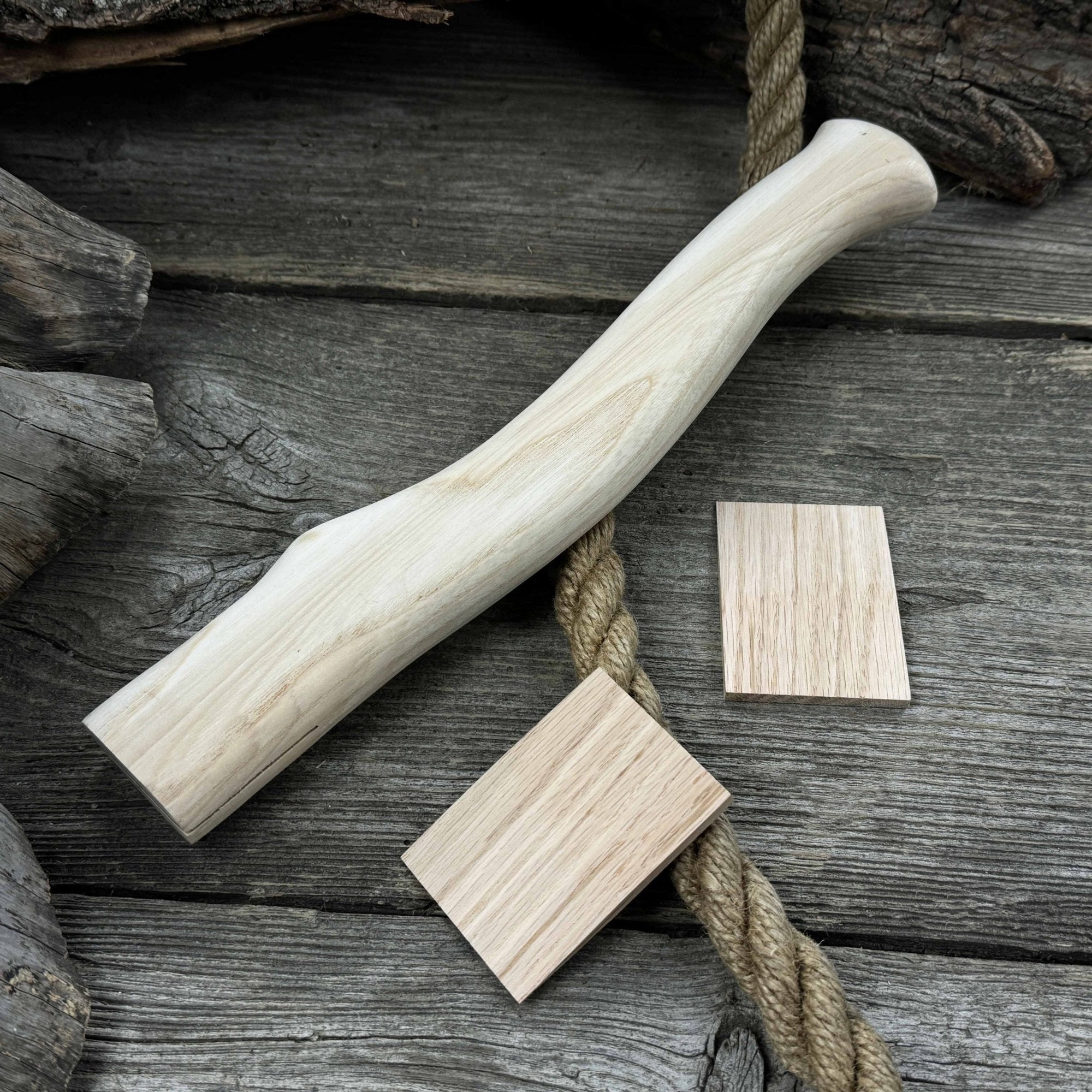Ash wood axe handle with red oak wedges, 31 cm (12.2 inches), Sharky Forged Steel Tools