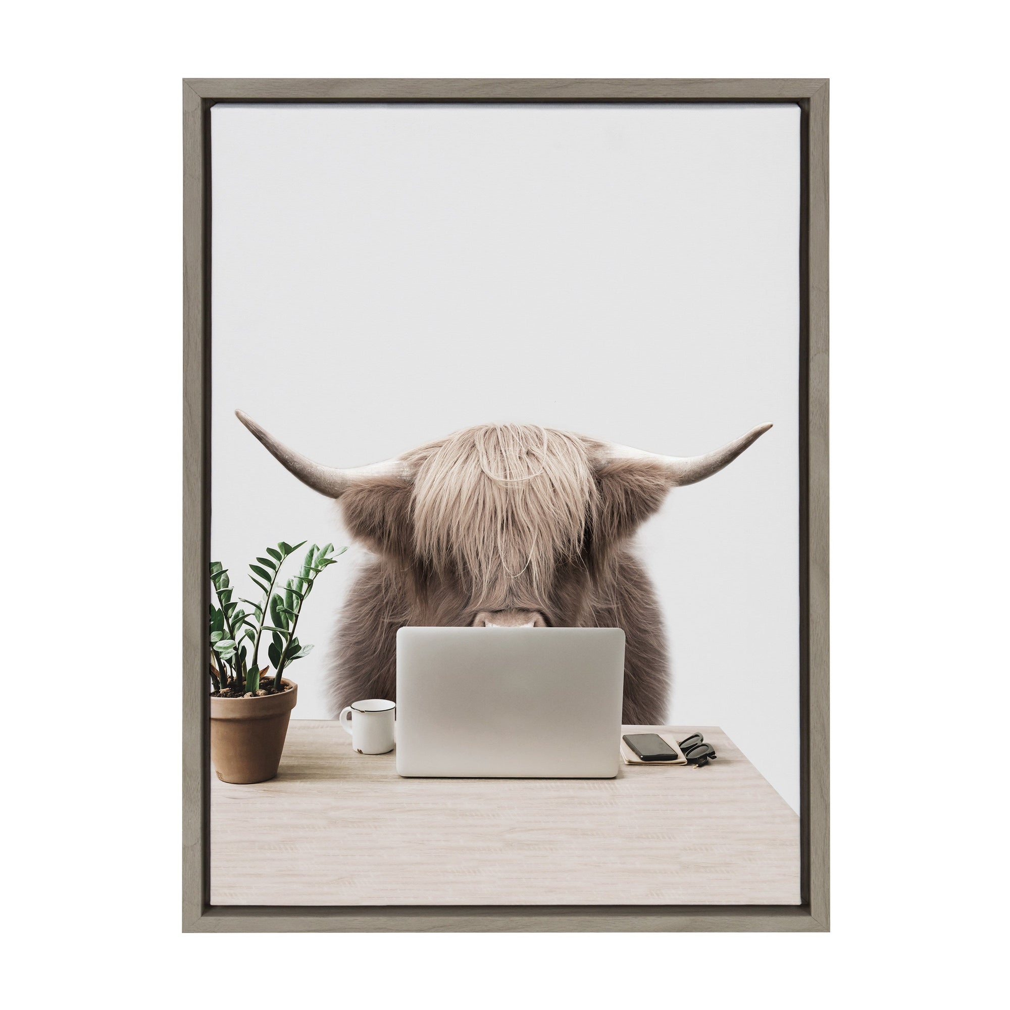 Sylvie Hi, I’m Harry, I work in Sales Framed Canvas