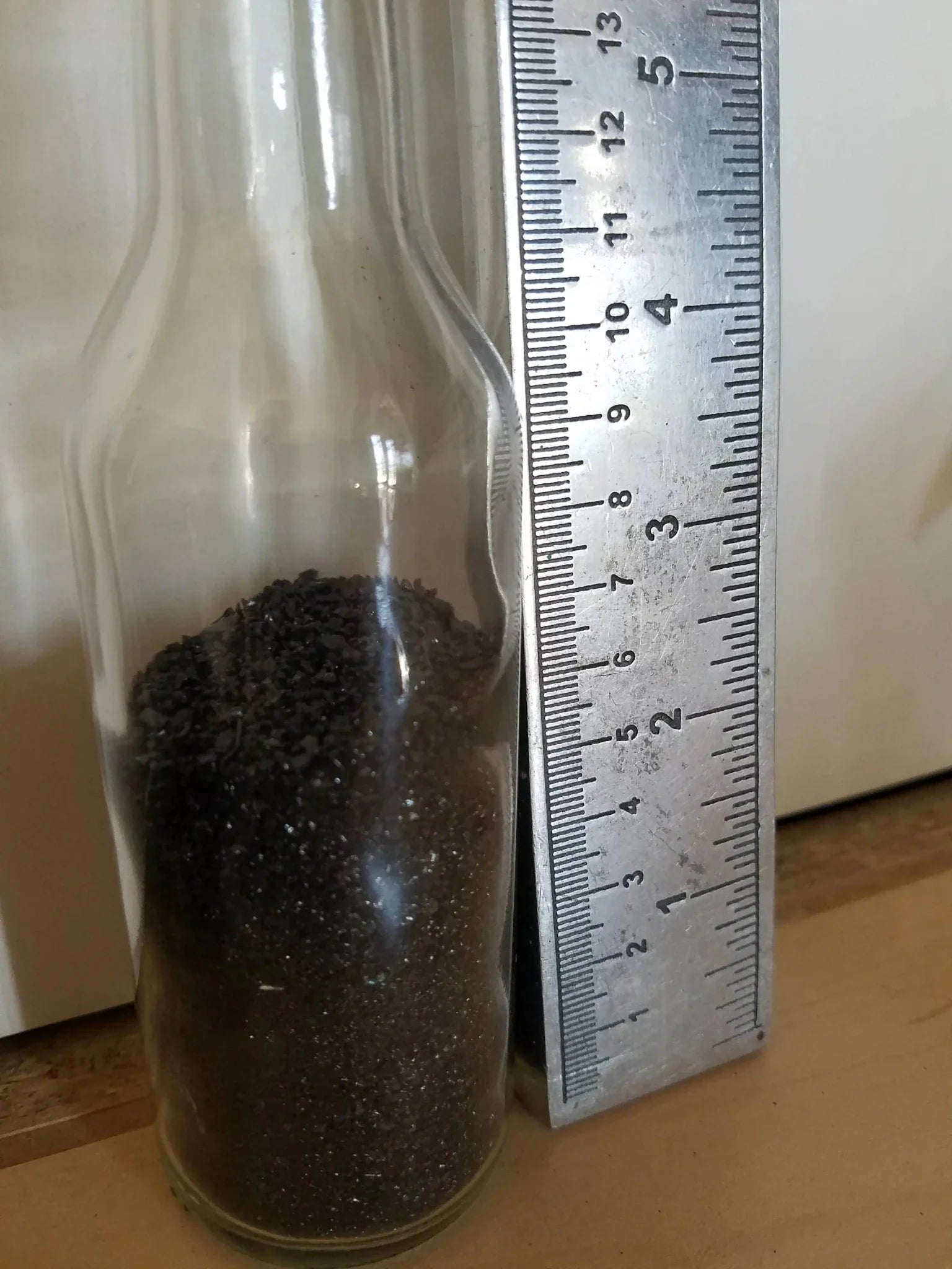 Bulk natural black sand for crafts and DIY projects in various sizes
