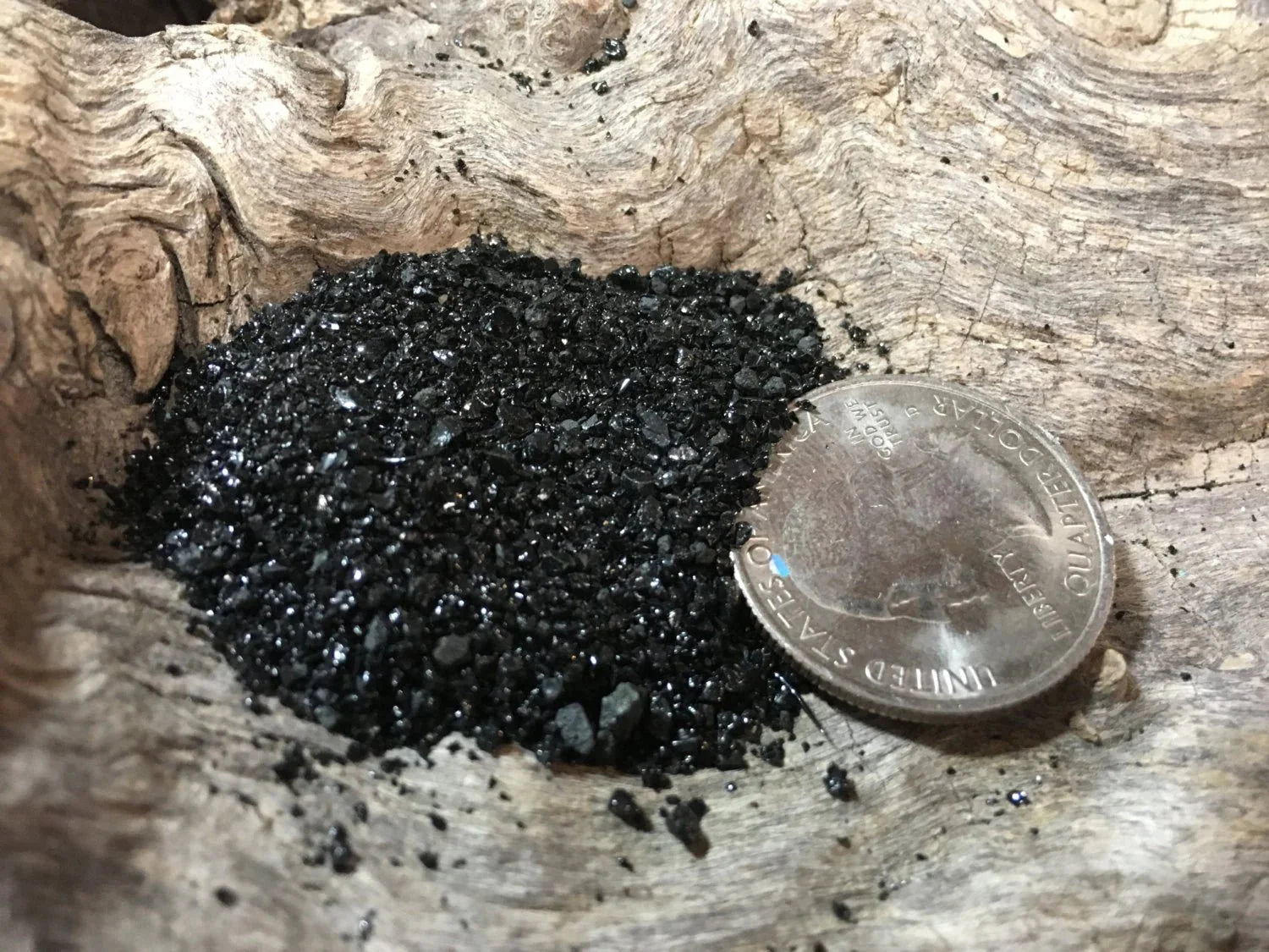 Bulk natural black sand for crafts and DIY projects in various sizes