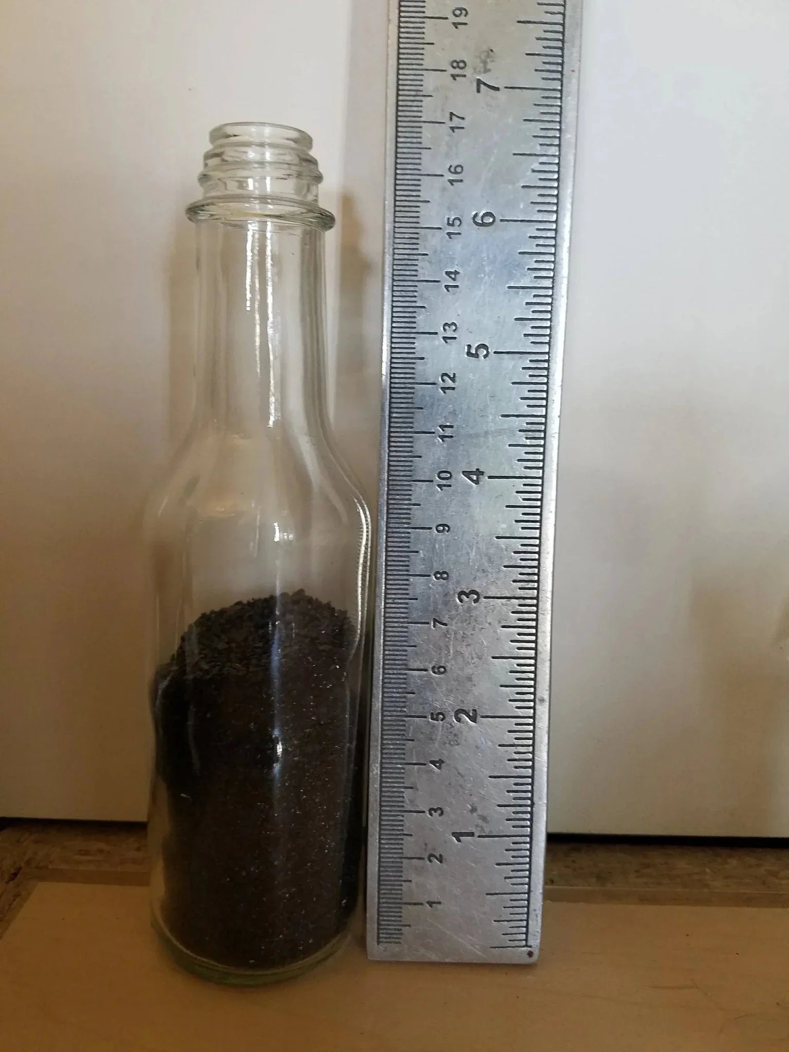 Bulk natural black sand for crafts and DIY projects in various sizes