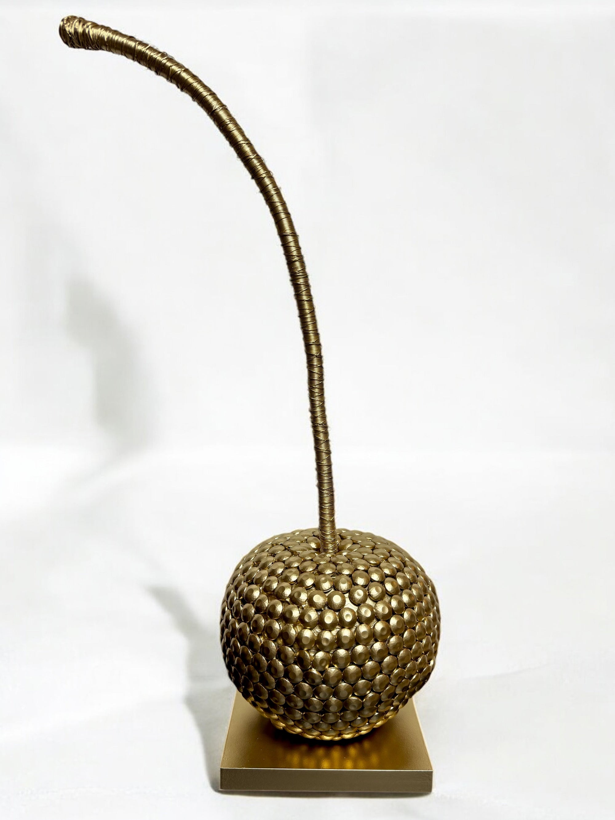 CEREZA GOLD INTERVENIDA (UNIQUE PIECE) by DEKOR - main product image for Resin Society