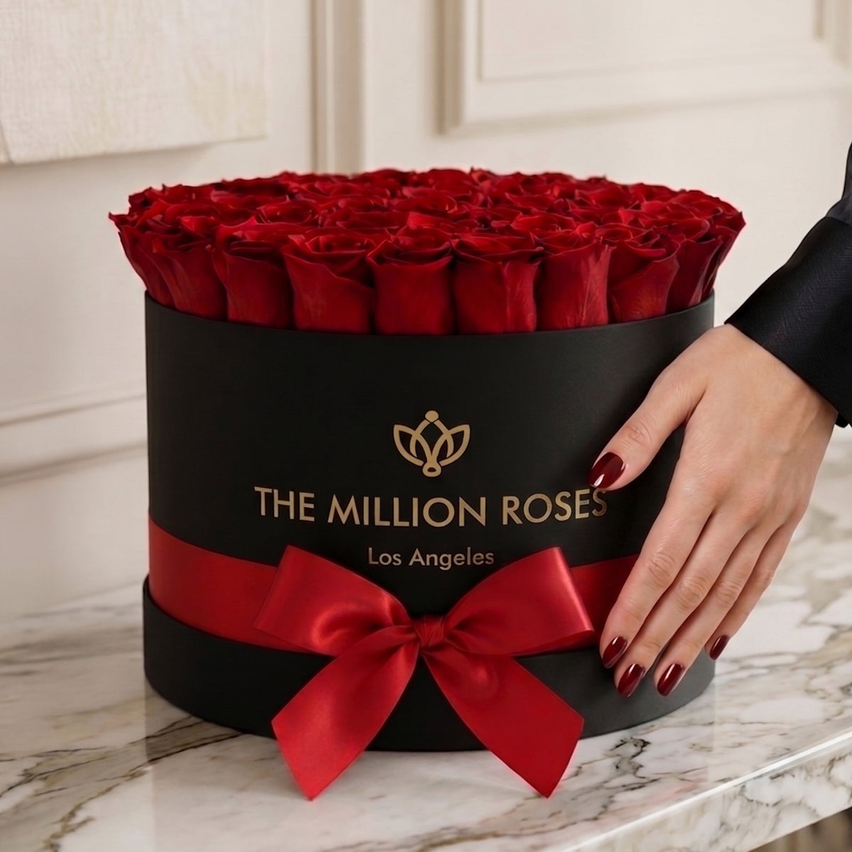 Supreme Black Box | Red Roses