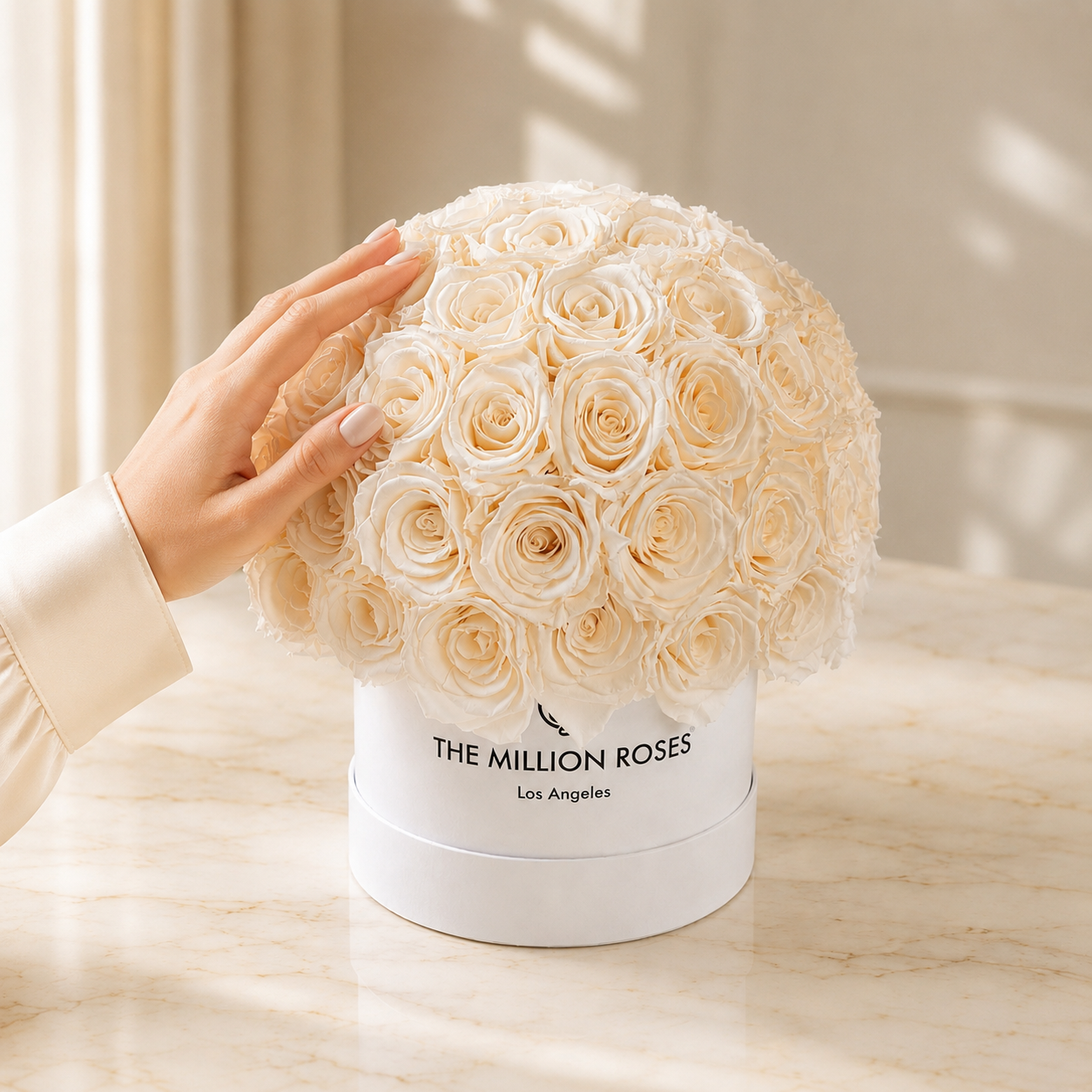 Classic White Superdome Box by The Million Roses - product image 4 for Resin Society