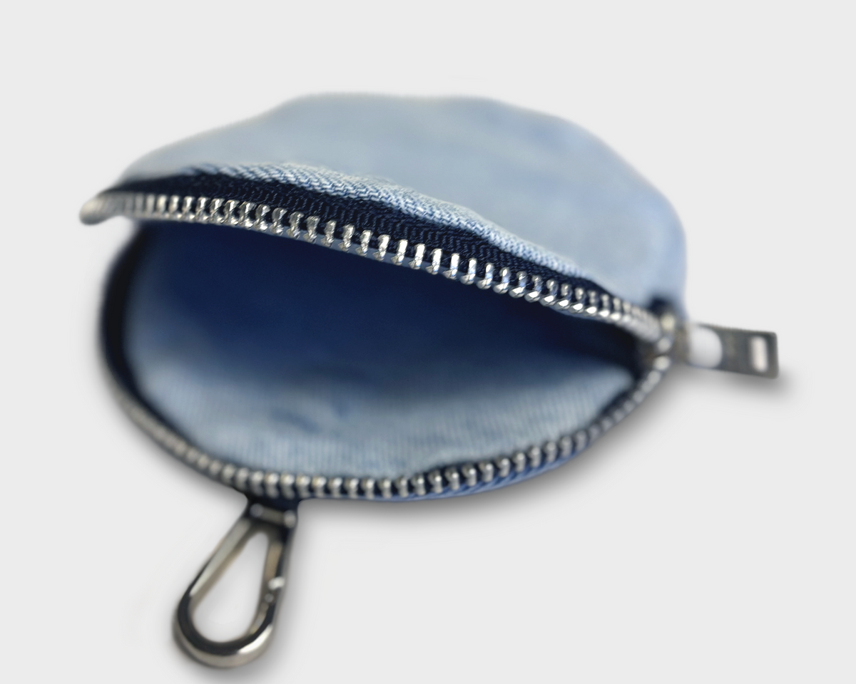 THE STATEN ISLAND Coin Purse by Park + Coop - product image 5 for Resin Society