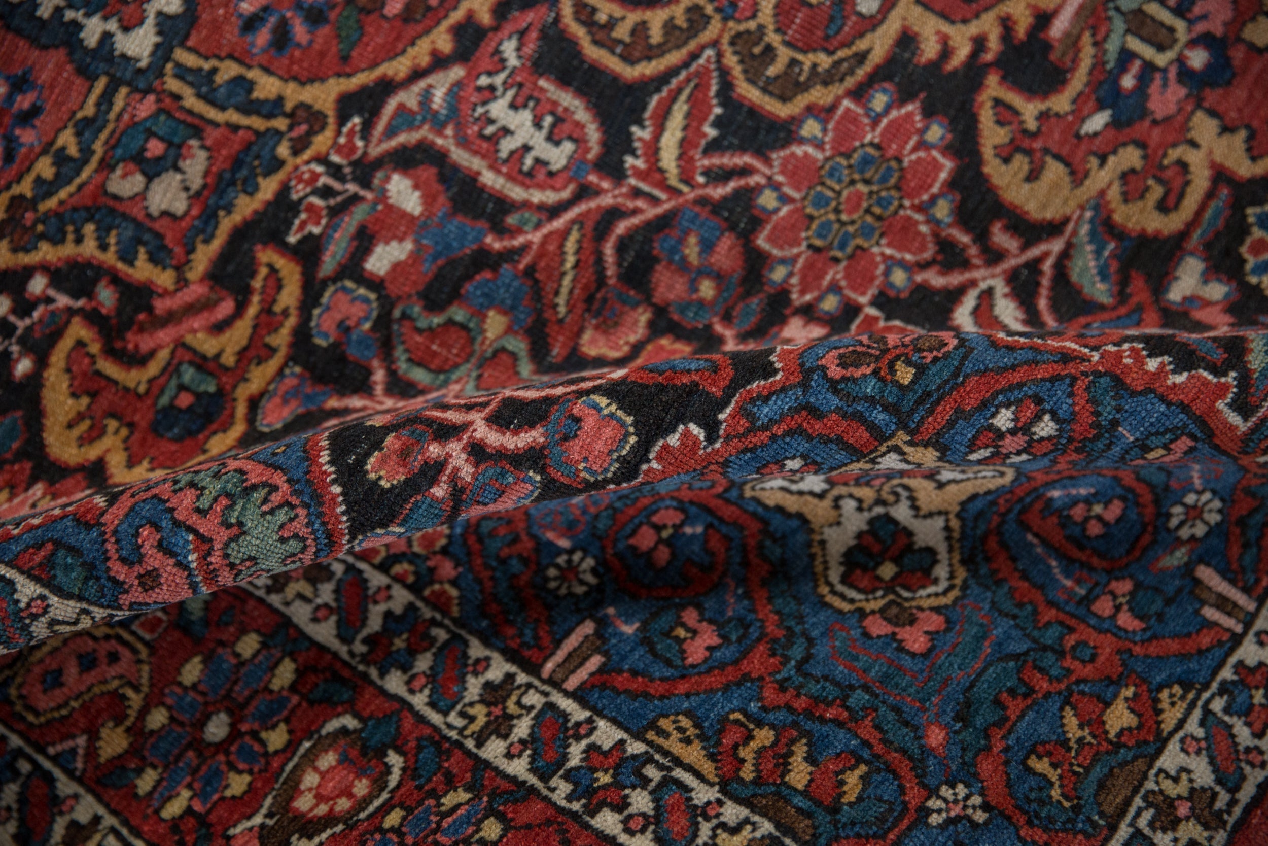 4.5x6.5 Vintage Isfahan Rug by Old New House® - product image 8 for Resin Society