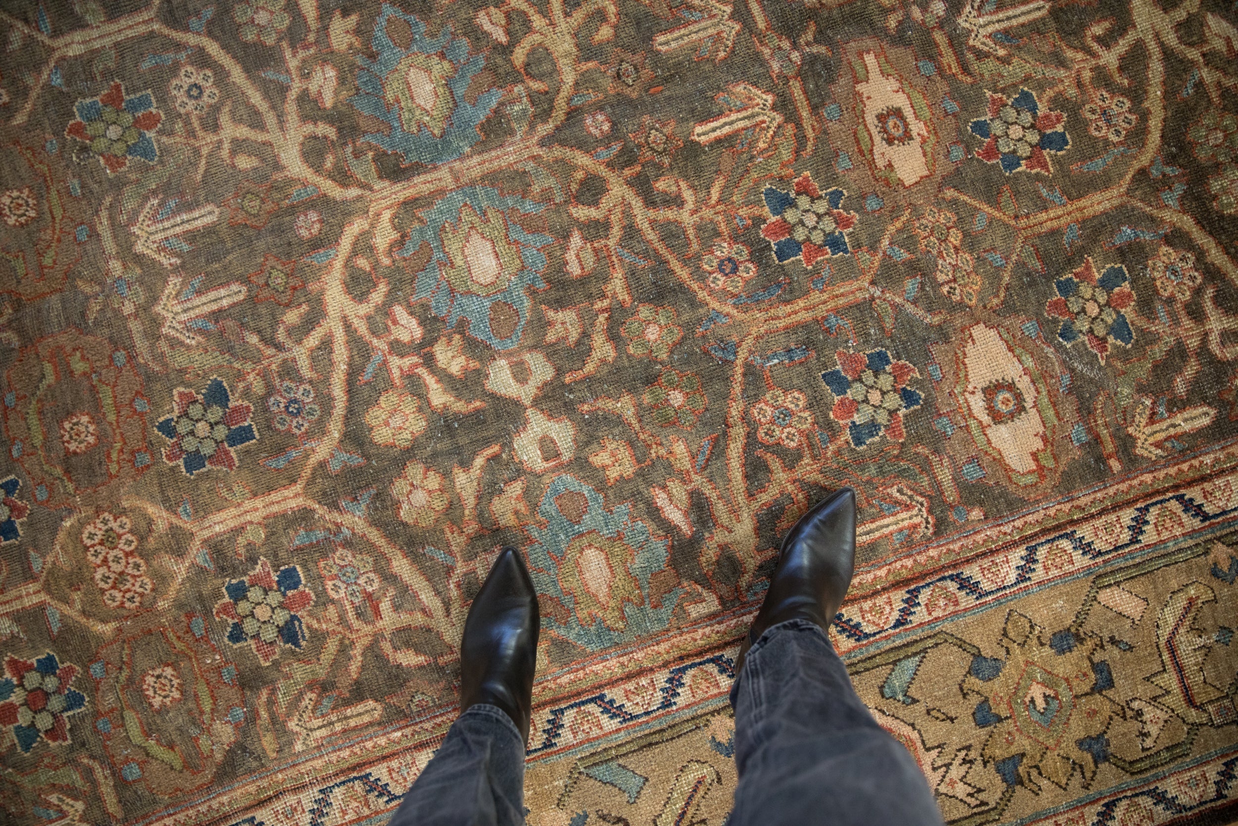 7x10.5 Vintage Distressed Mahal Carpet by Old New House® - product image 2 for Resin Society