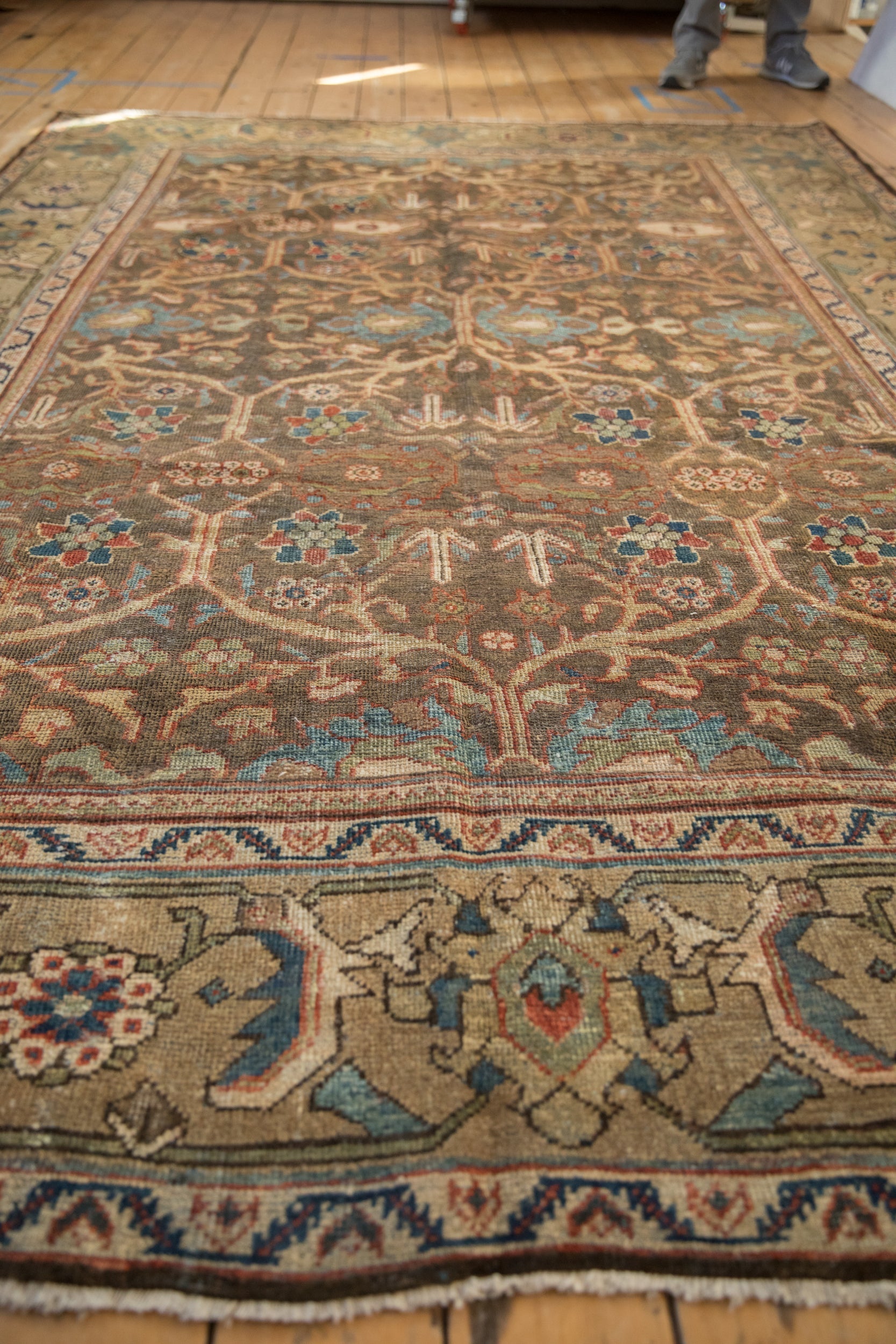 7x10.5 Vintage Distressed Mahal Carpet by Old New House® - product image 7 for Resin Society