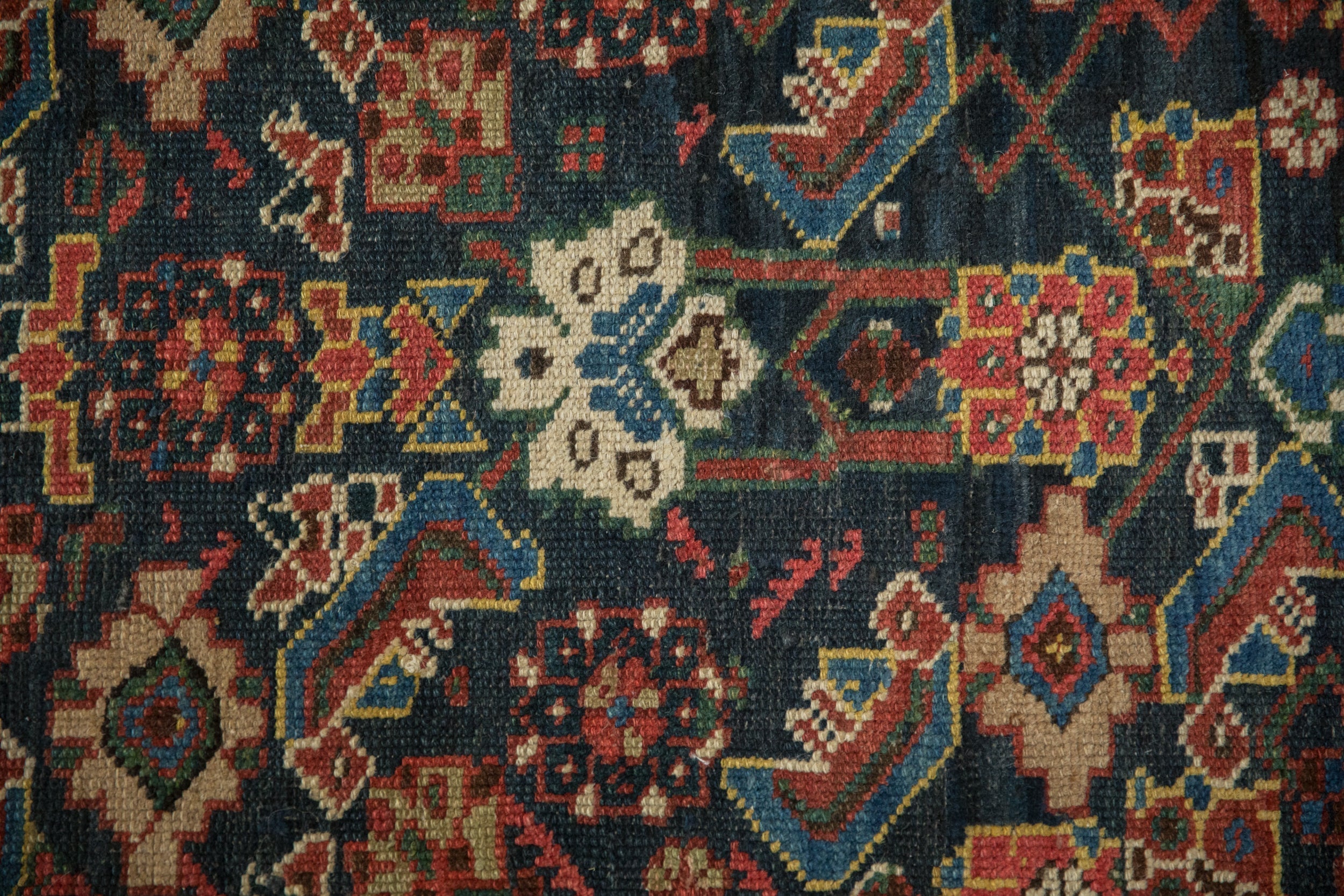 6.5x9 Antique Mahal Carpet by Old New House® - product image 8 for Resin Society