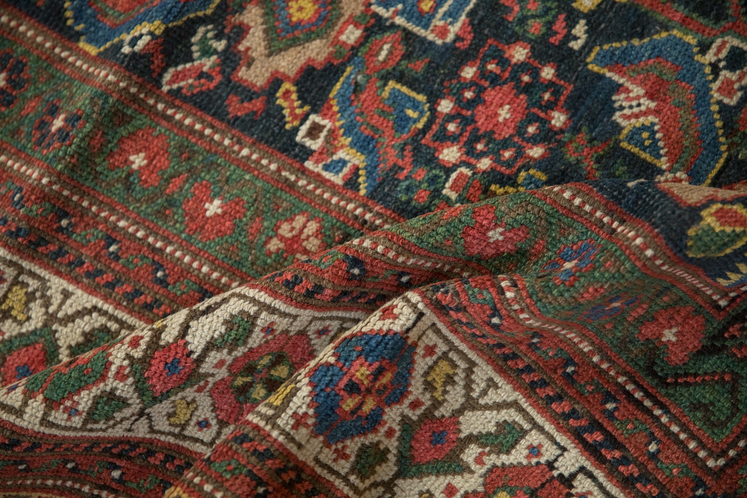 6.5x9 Antique Mahal Carpet by Old New House® - product image 11 for Resin Society