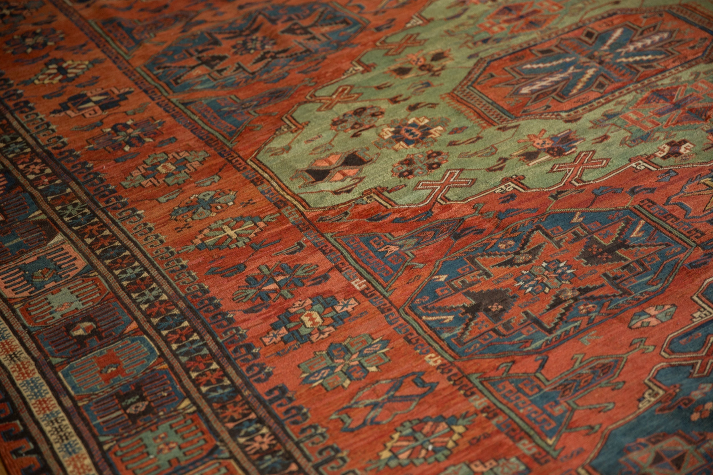 8.5x10.5 Antique Soumac Design Carpet by Old New House® - product image 5 for Resin Society