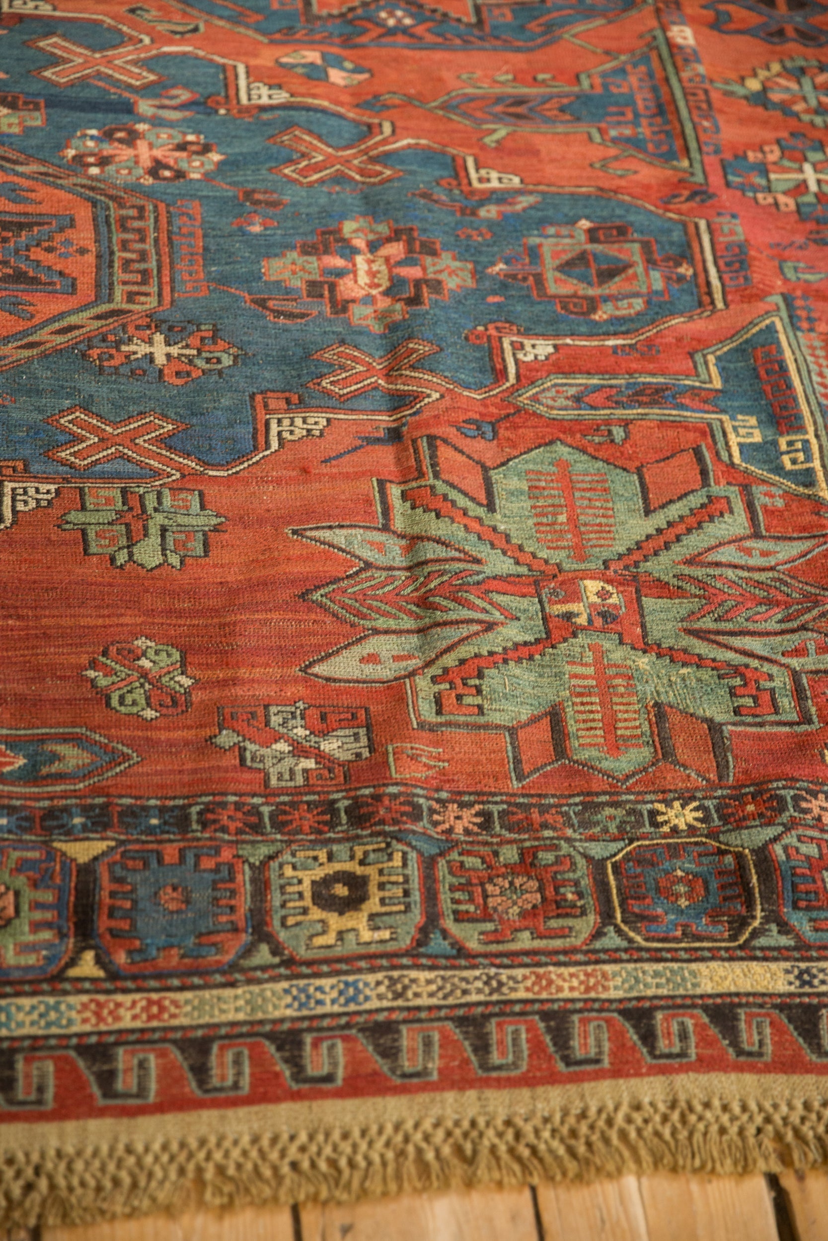 8.5x10.5 Antique Soumac Design Carpet by Old New House® - product image 8 for Resin Society