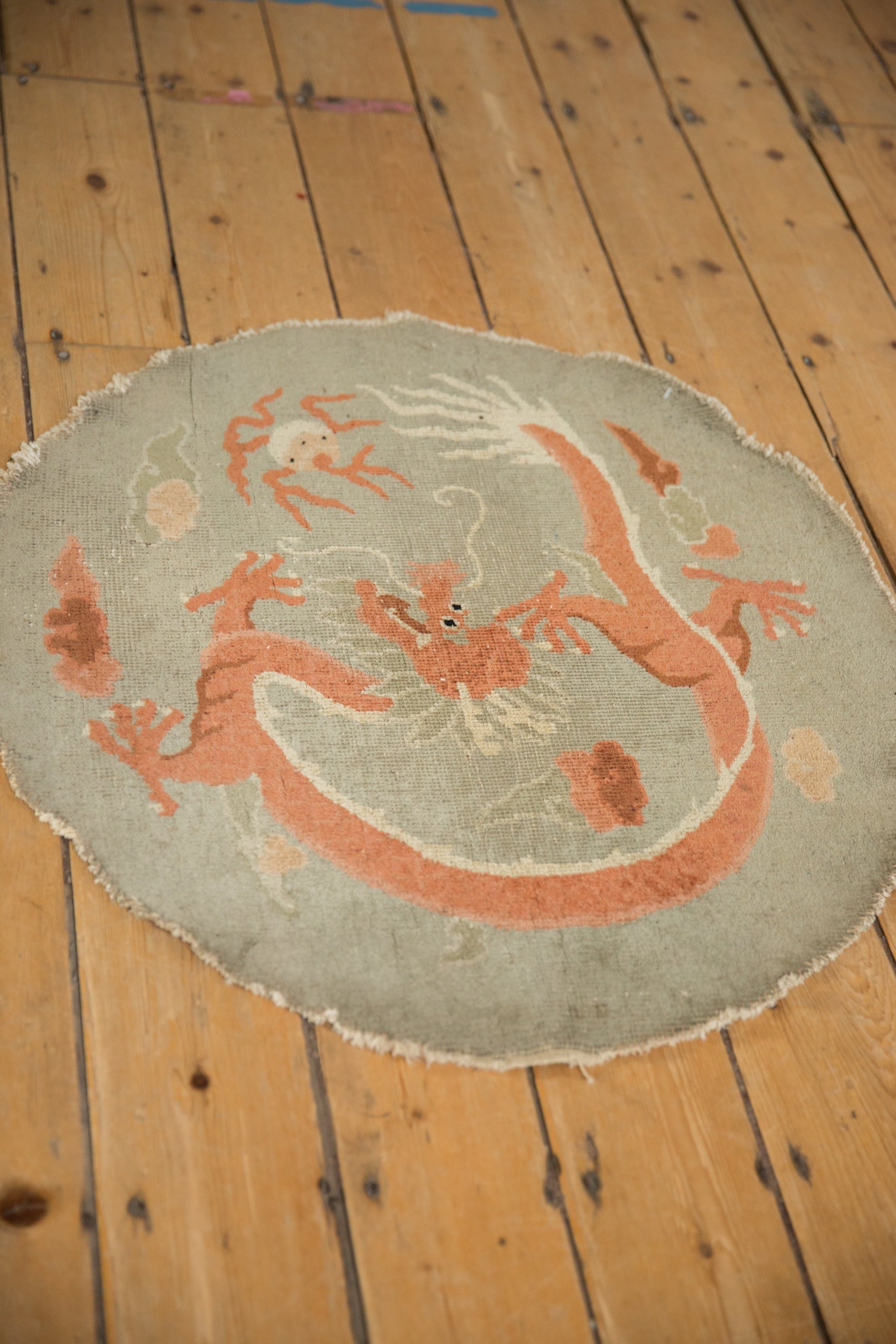 2.5x2.5 Antique Art Deco Round Rug Mat by Old New House® - product image 4 for Resin Society