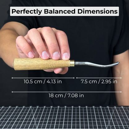 Curved Detail Carving Gouge with ash wood handle and high-carbon steel blade, available in 8 mm and 12 mm widths
