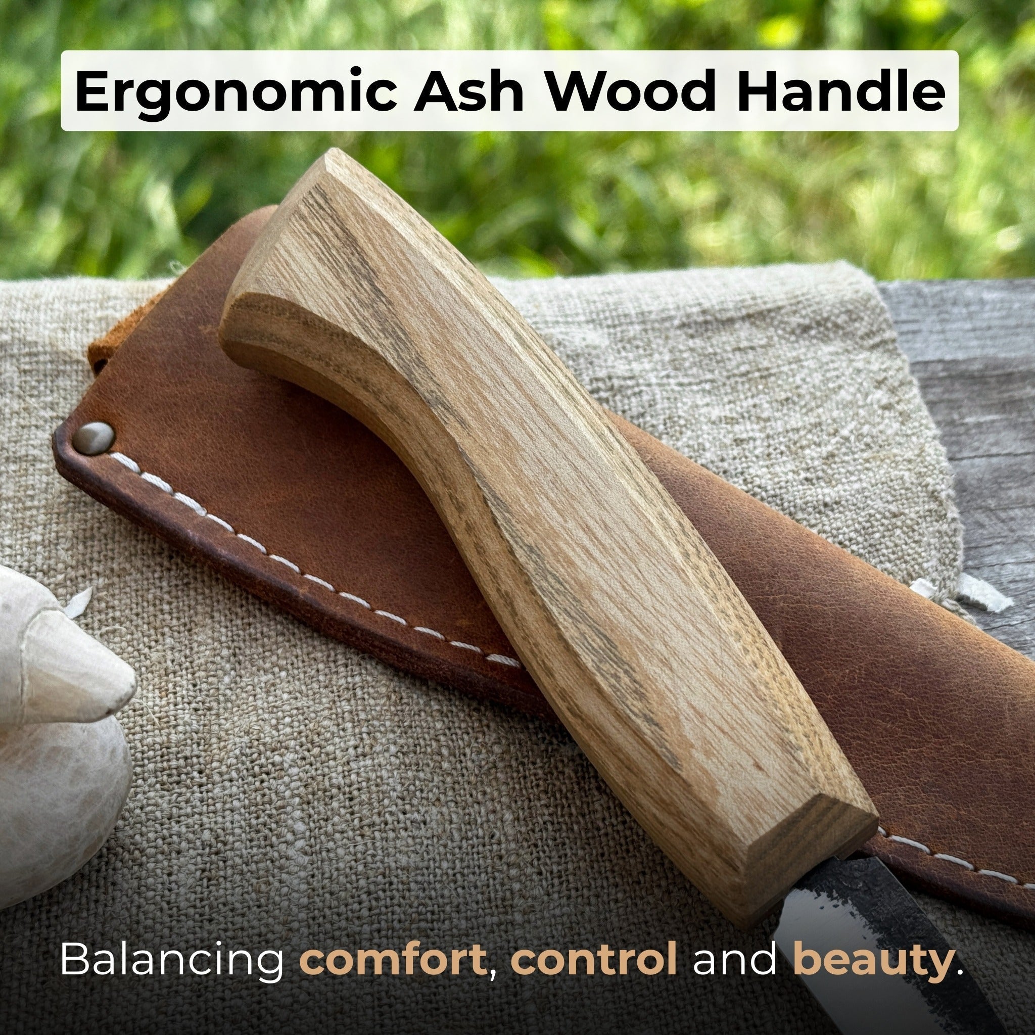Detail wood carving knife with 5 cm carbon steel blade and leather sheath
