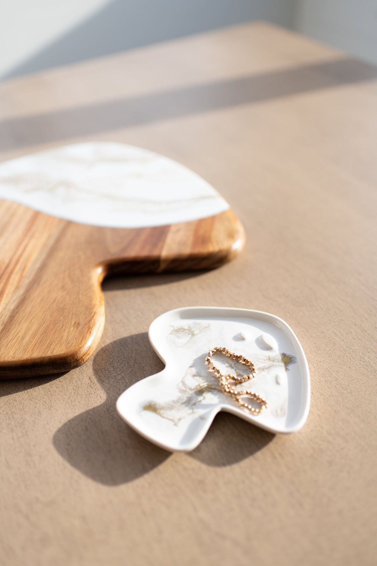 Mushroom Shaped Acacia Cheese Board and Ceramic Tray