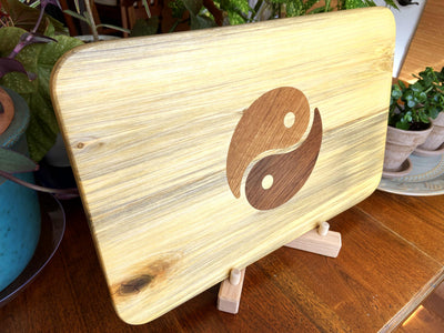 Poplar charcuterie board with Yin Yang inlay made from white oak and Peruvian walnut