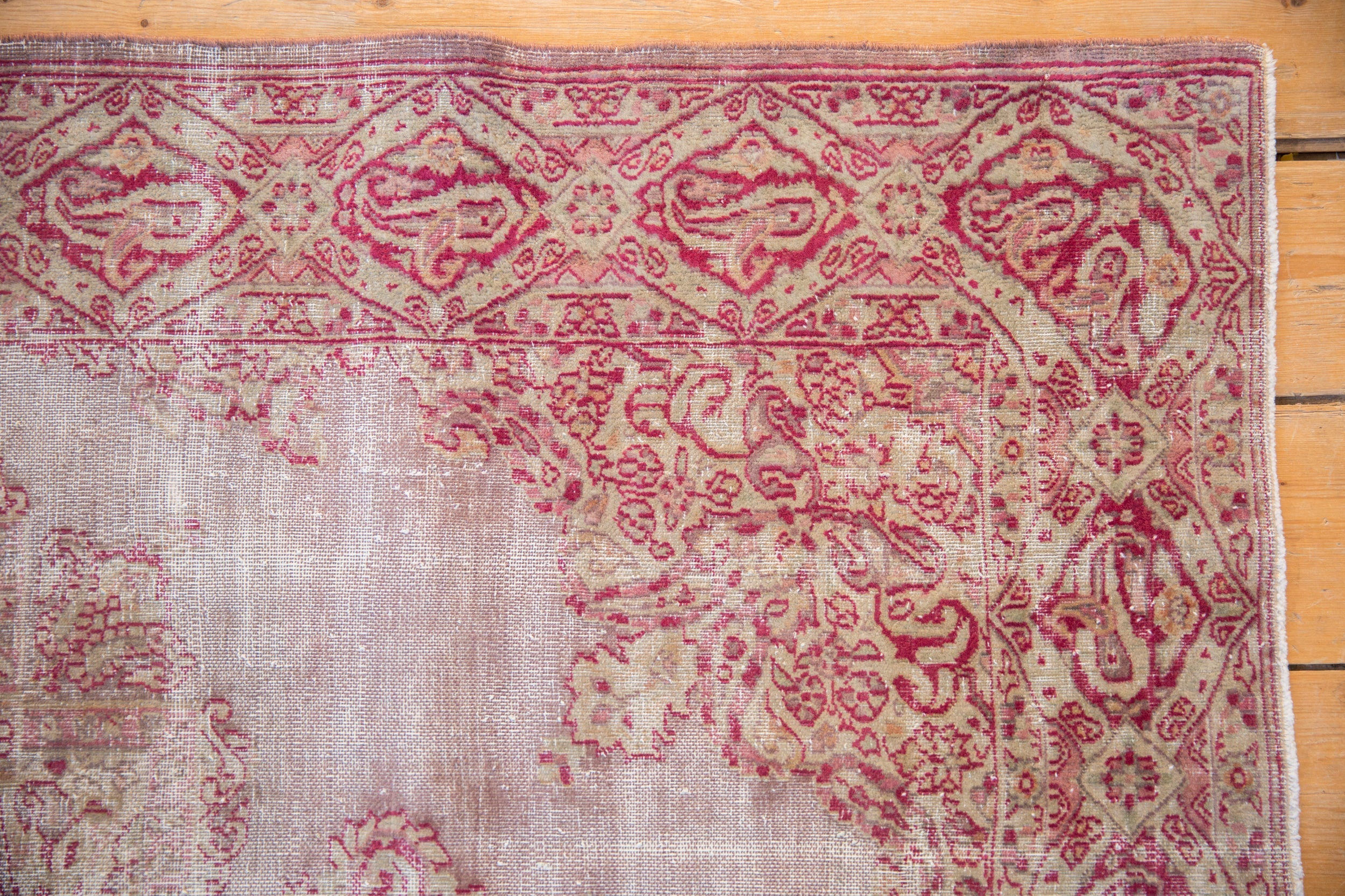 3x5 Distressed Sivas Rug