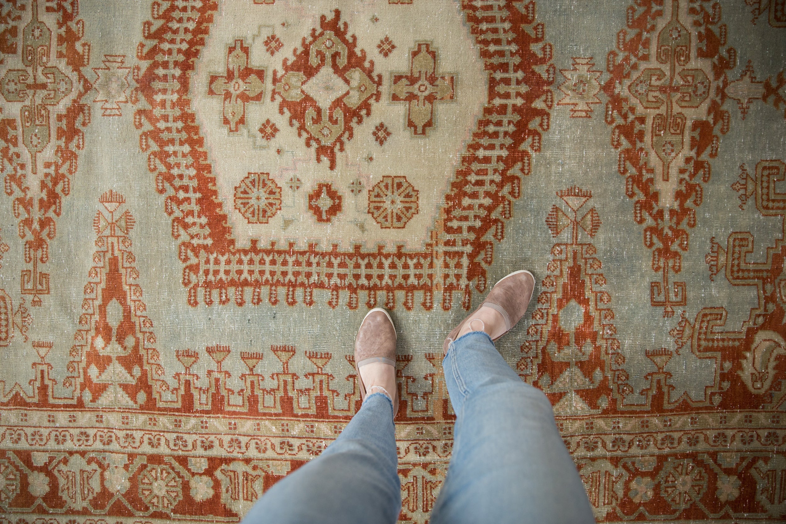 7.5x9.5 Vintage Distressed Veece Carpet by Old New House® - product image 2 for Resin Society