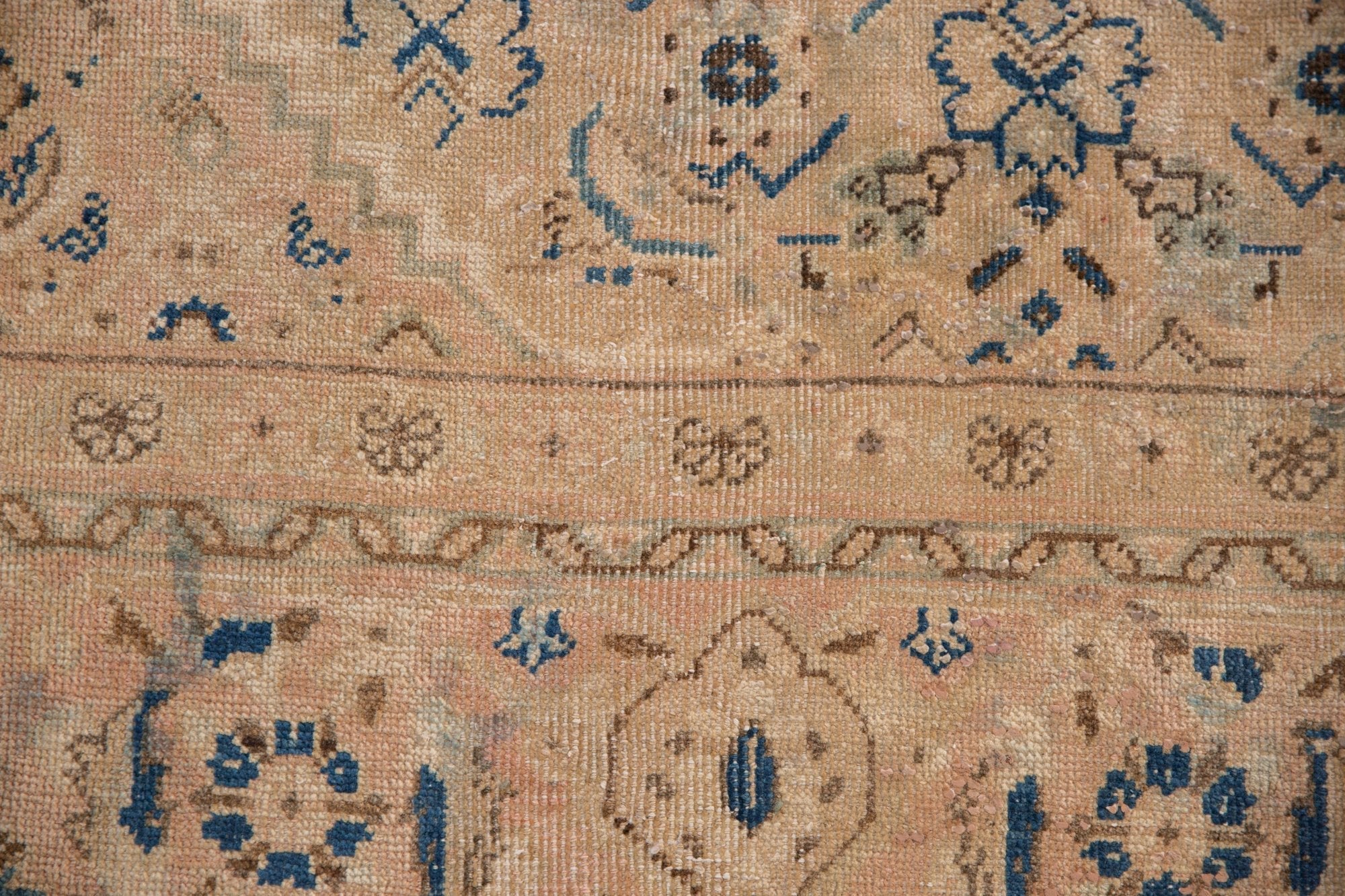 10.5x14 Vintage Mahal Carpet by Old New House® - product image 11 for Resin Society